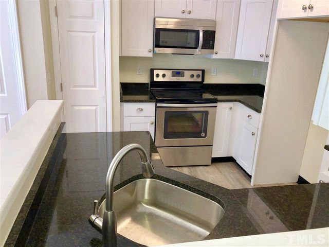 2825 Glastonbury Road, Apex, NC 27539