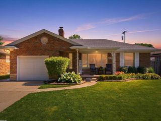 21023 Thiele Street, St Clair Shores, MI 48081