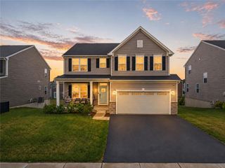 817 Hendon Lane, North Catasauqua Bor, PA 18032