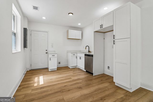 1355 Graymont Drive SW, Atlanta, GA 30310