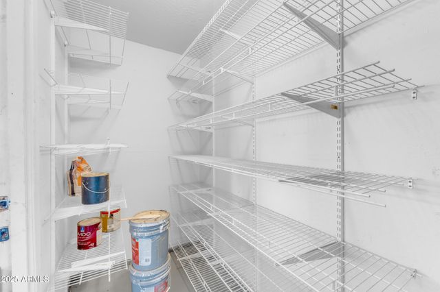 286 W PALOMINO Drive 150, Chandler, AZ 85225