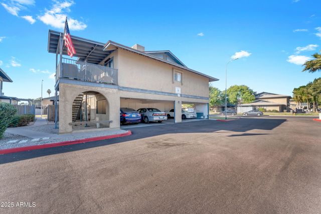 286 W PALOMINO Drive 150, Chandler, AZ 85225