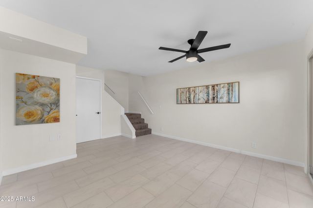 286 W PALOMINO Drive 150, Chandler, AZ 85225