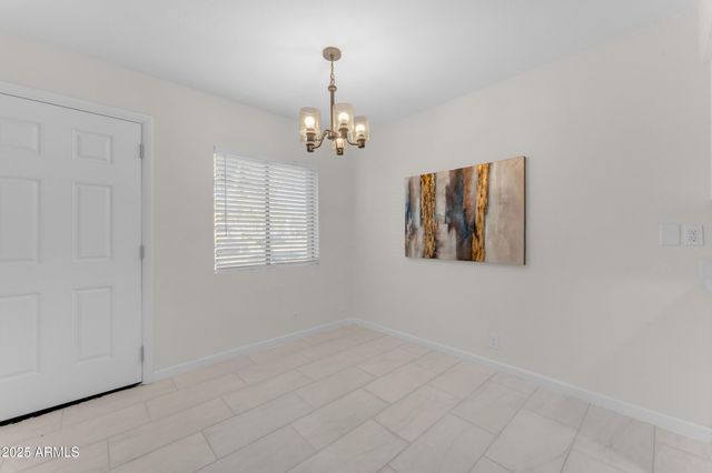 286 W PALOMINO Drive 150, Chandler, AZ 85225