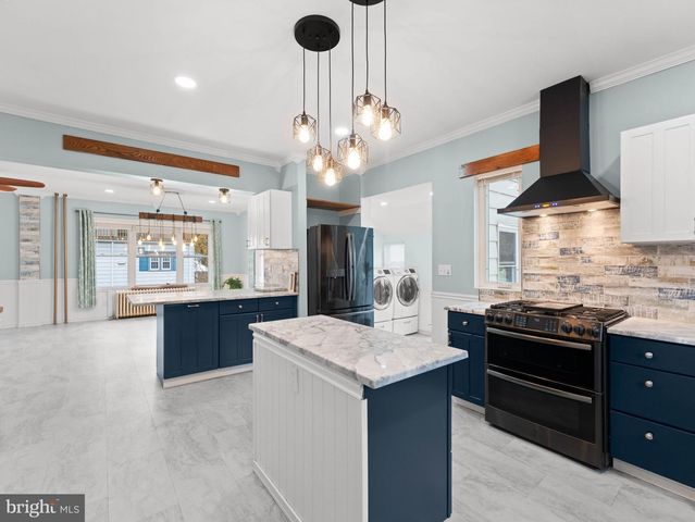 400 2ND ST, Swedesboro, NJ 08085