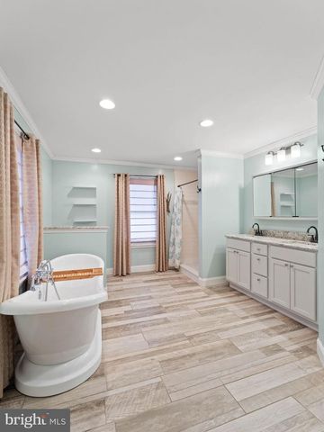 400 2ND ST, Swedesboro, NJ 08085