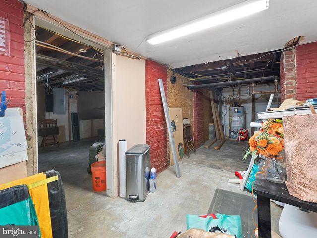 400 2ND ST, Swedesboro, NJ 08085