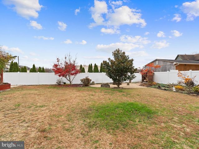 400 2ND ST, Swedesboro, NJ 08085