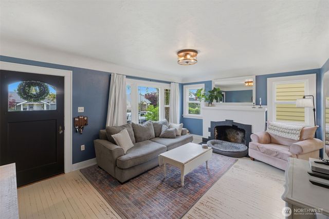 3826 S 8th Street, Tacoma, WA 98405