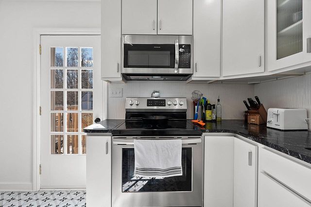 2141 RIVERSIDE AVENUE, Marinette, WI 54143