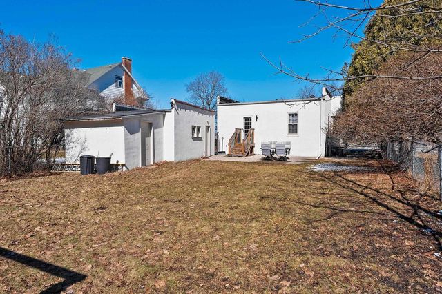 2141 RIVERSIDE AVENUE, Marinette, WI 54143