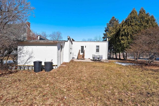 2141 RIVERSIDE AVENUE, Marinette, WI 54143