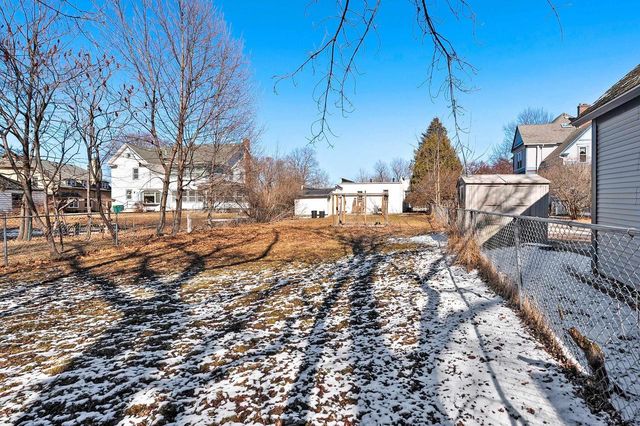 2141 RIVERSIDE AVENUE, Marinette, WI 54143