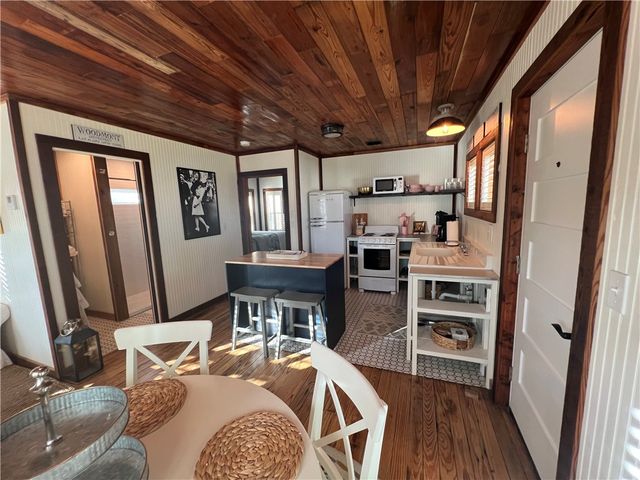 340 N Alister St 10, Port Aransas, TX 78373