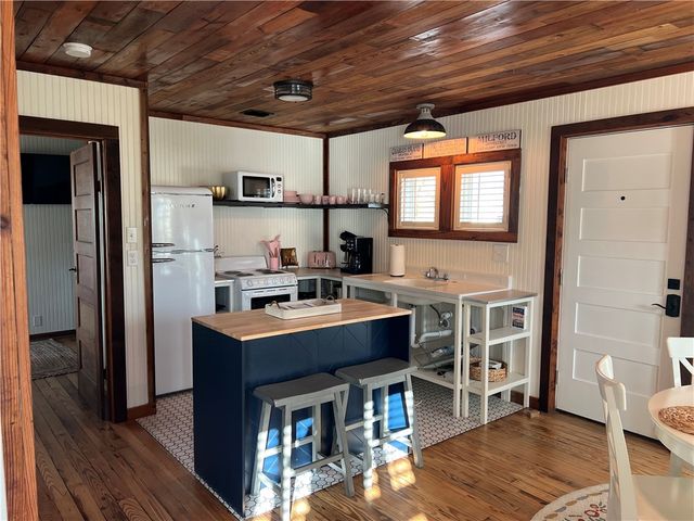 340 N Alister St 10, Port Aransas, TX 78373