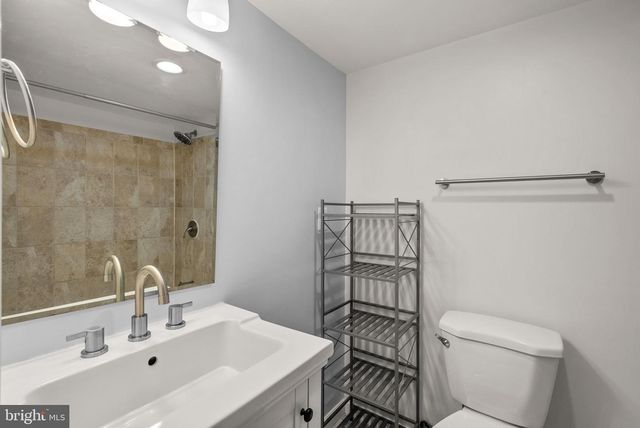 8128 WOODYARD RD, Clinton, MD 20735