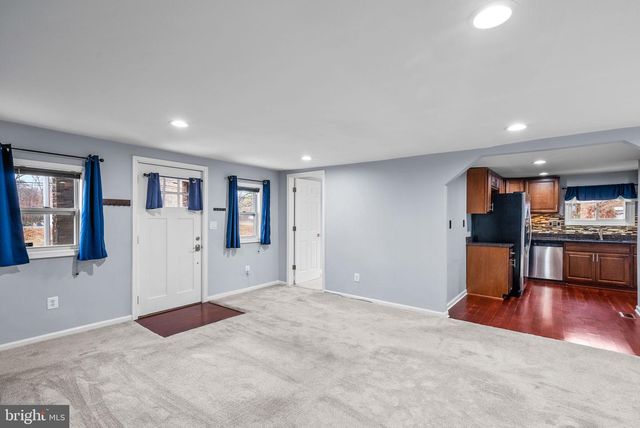 8128 WOODYARD RD, Clinton, MD 20735