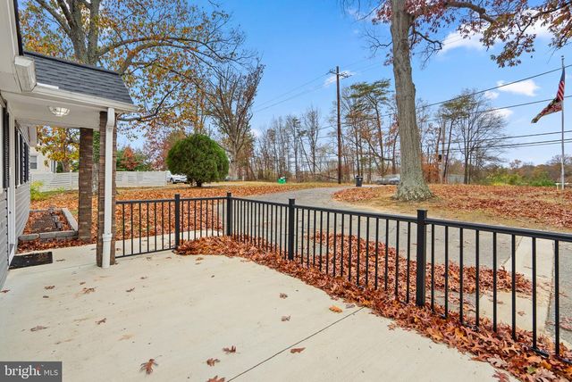 8128 WOODYARD RD, Clinton, MD 20735