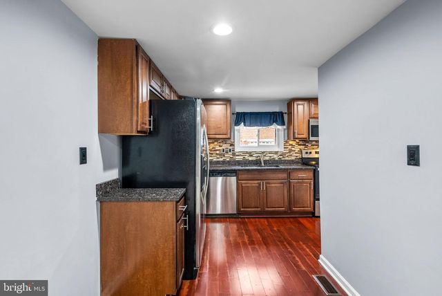 8128 WOODYARD RD, Clinton, MD 20735