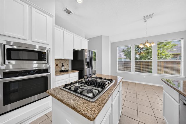 3146 Autumnjoy Drive, Pearland, TX 77584
