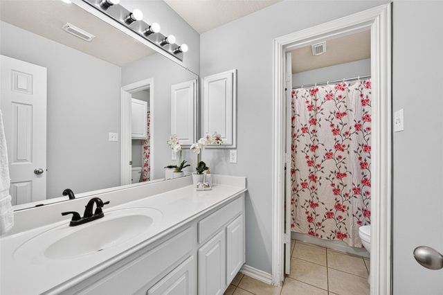 3146 Autumnjoy Drive, Pearland, TX 77584