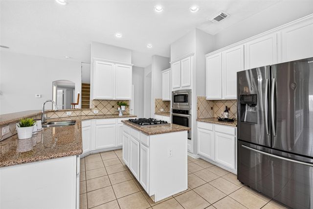 3146 Autumnjoy Drive, Pearland, TX 77584