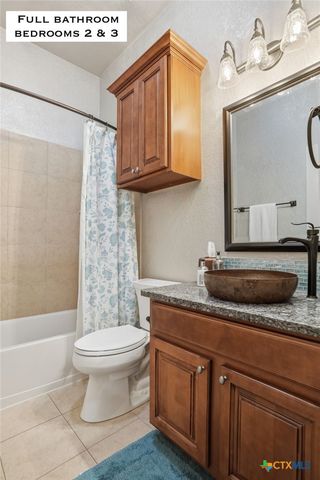 208 Lowman Lane, New Braunfels, TX 78132