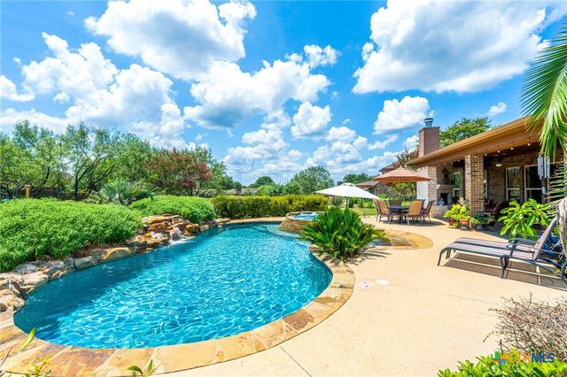 208 Lowman Lane, New Braunfels, TX 78132