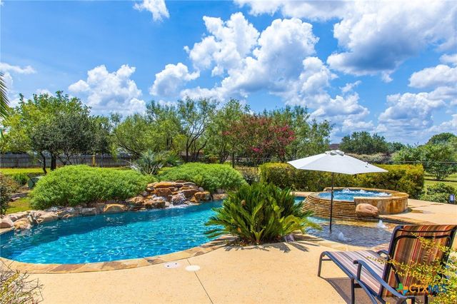 208 Lowman Lane, New Braunfels, TX 78132