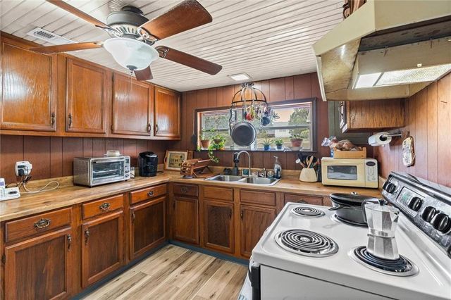 30382 Wayside Drive, Spanish Fort, AL 36527