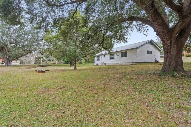 30382 Wayside Drive, Spanish Fort, AL 36527