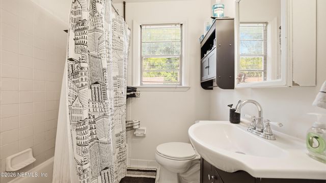 2870 STANWOOD Avenue, Jacksonville, FL 32207