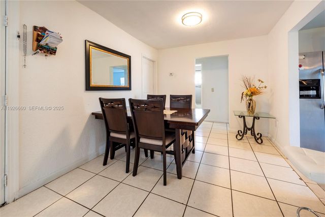 9331 NW 24th Pl, Sunrise, FL 33322