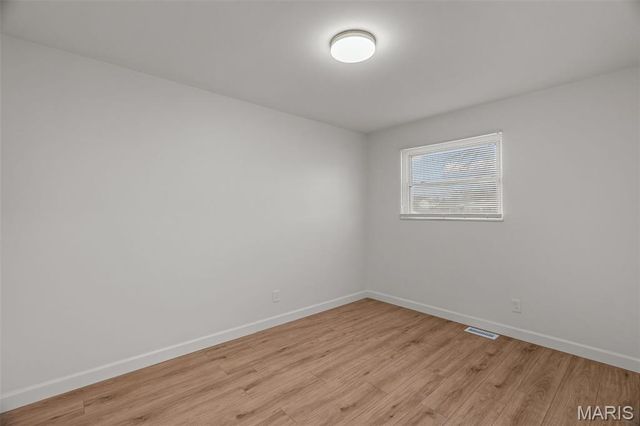 775 Sherwood Drive, Florissant, MO 63031