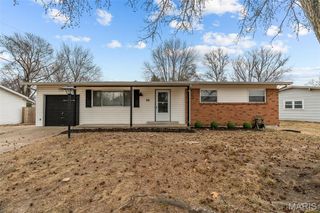 775 Sherwood Drive, Florissant, MO 63031
