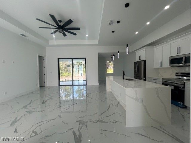 3333 12th AVE NE, Naples, FL 34120