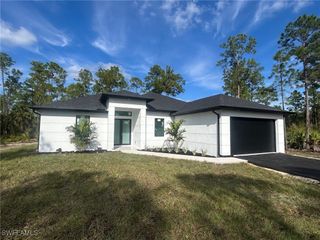 3333 12th AVE NE, Naples, FL 34120