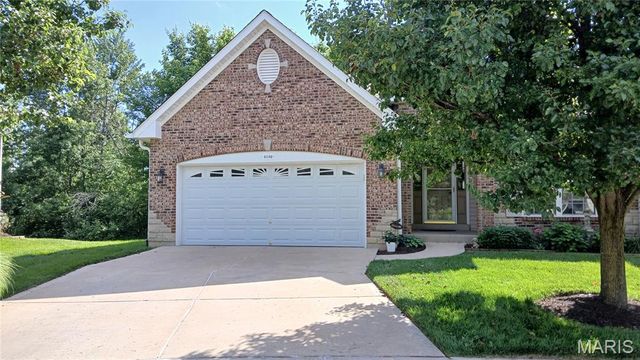 4102 Shepherds Hill Circle, St Peters, MO 63304