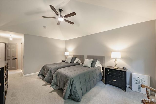 4102 Shepherds Hill Circle, St Peters, MO 63304