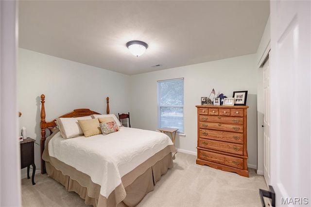 4102 Shepherds Hill Circle, St Peters, MO 63304