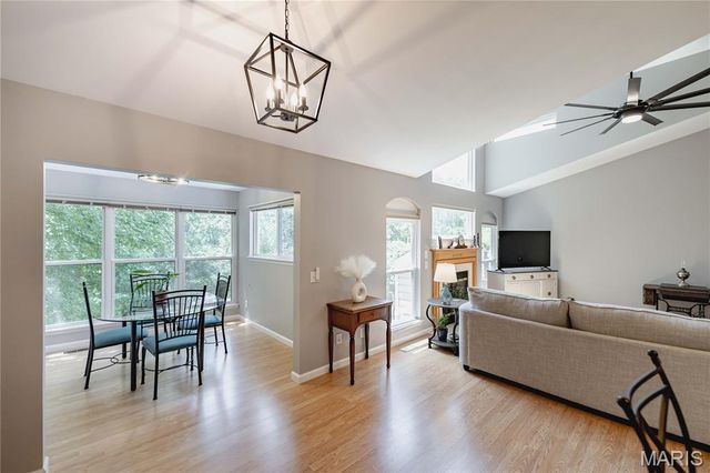 4102 Shepherds Hill Circle, St Peters, MO 63304