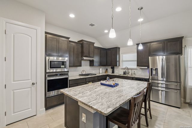 8733 Stackstone, Schertz, TX 78154