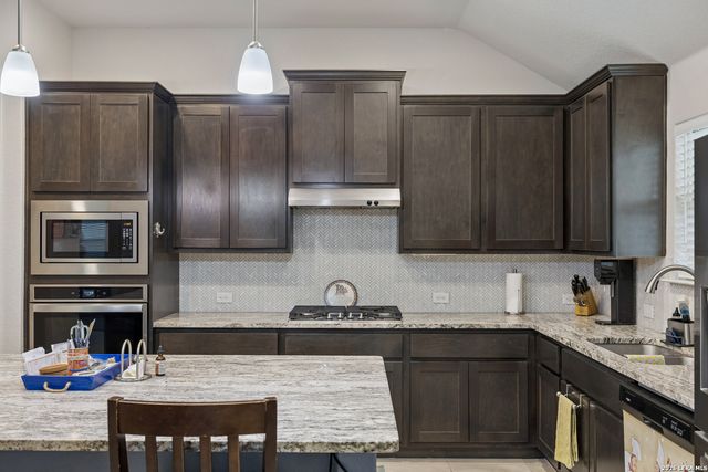 8733 Stackstone, Schertz, TX 78154