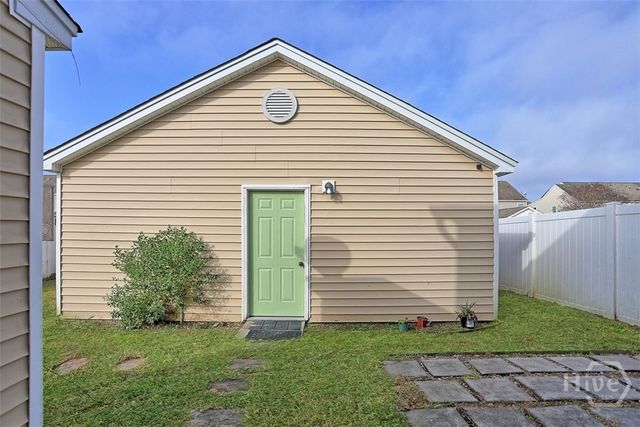 131 Fairgreen Street, Savannah, GA 31407