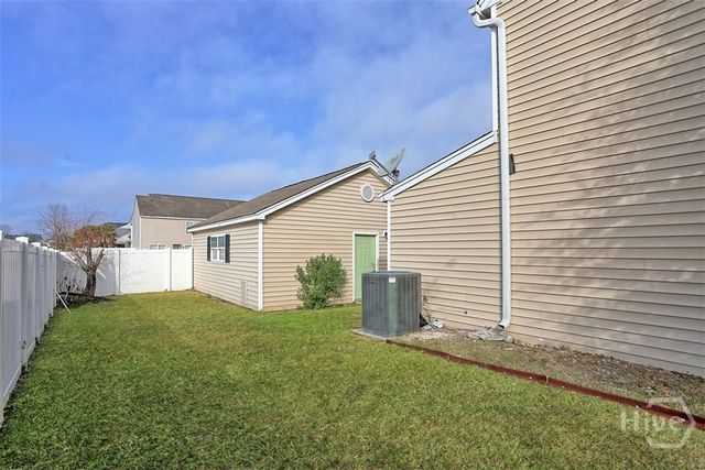 131 Fairgreen Street, Savannah, GA 31407