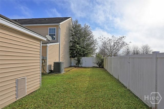 131 Fairgreen Street, Savannah, GA 31407