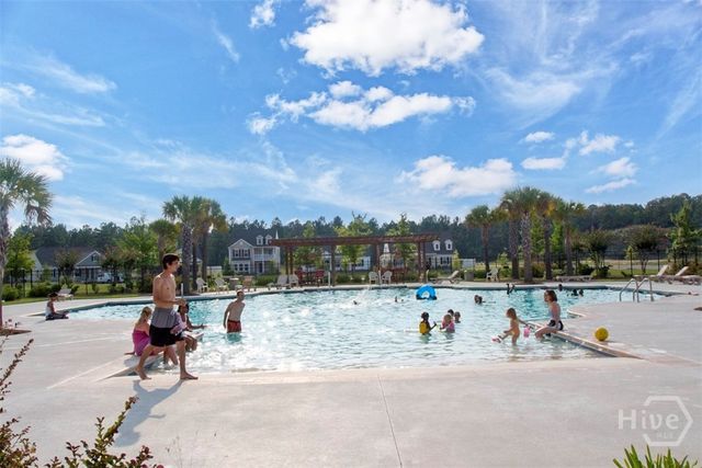 131 Fairgreen Street, Savannah, GA 31407