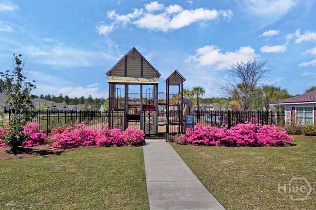 131 Fairgreen Street, Savannah, GA 31407