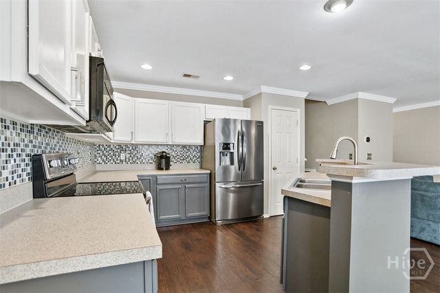 131 Fairgreen Street, Savannah, GA 31407