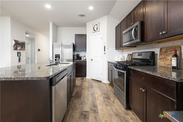 313 Northshore Trail, New Braunfels, TX 78130